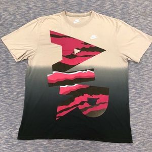 Nike Q1 S+ Air Dip Dye T Shirt